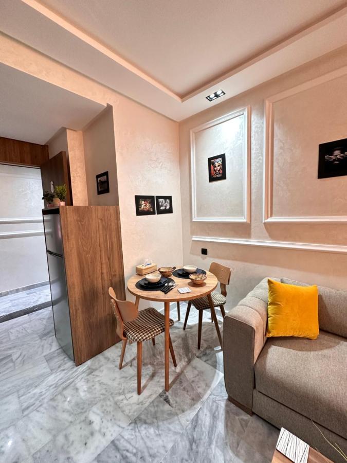 Luxueux Studio A Cote De Mcdo & Zara Maarif Καζαμπλάνκα Εξωτερικό φωτογραφία